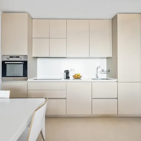 Triangle D'or, Magnifique 2p, Vue Mer, Piscine, Parking, Proche Monaco Appartement *