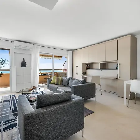 Triangle D'or, Magnifique 2p, Vue Mer, Piscine, Parking, Proche Monaco * Roquebrune-Cap-Martin