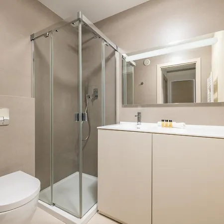 Apartment Triangle D'or, Magnifique 2p, Vue Mer, Piscine, Parking, Proche Monaco