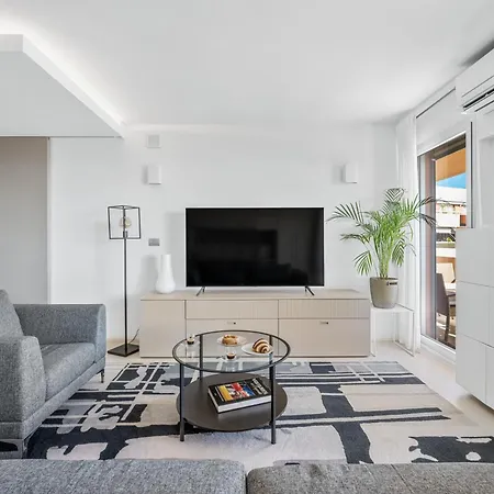 Apartment Triangle D'or, Magnifique 2p, Vue Mer, Piscine, Parking, Proche Monaco Roquebrune-Cap-Martin